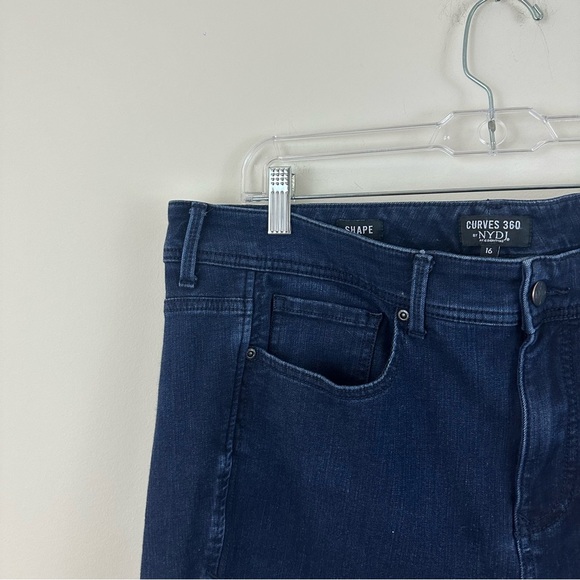 NYDJ Curves 360 Shape Jeans Dark Wash Size 16 - Picture 3 of 6